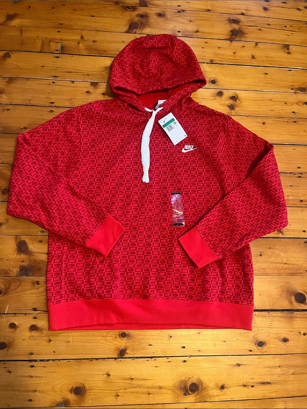 Nike Men's Red Patterned Pullover Hoodie